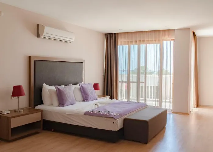 Apartmanhotel Ladies (adults Only) 5*