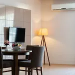 מלון דירות Ladies (adults Only) 5*