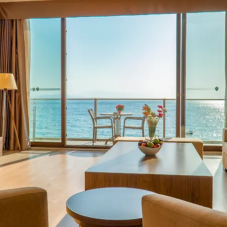 Ladies (adults Only) Apart-hotel