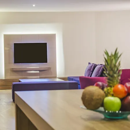 Ladies (adults Only) Aparthotel 5*