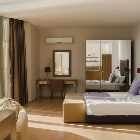 Ladies (adults Only) 5*