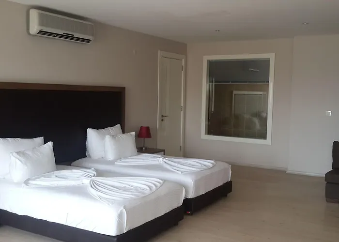 Ladies (adults Only) Aparthotel Gokcealan