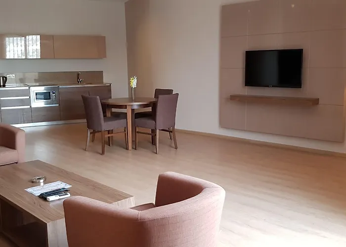 Ladies (adults Only) Apartmanhotel Gokcealan