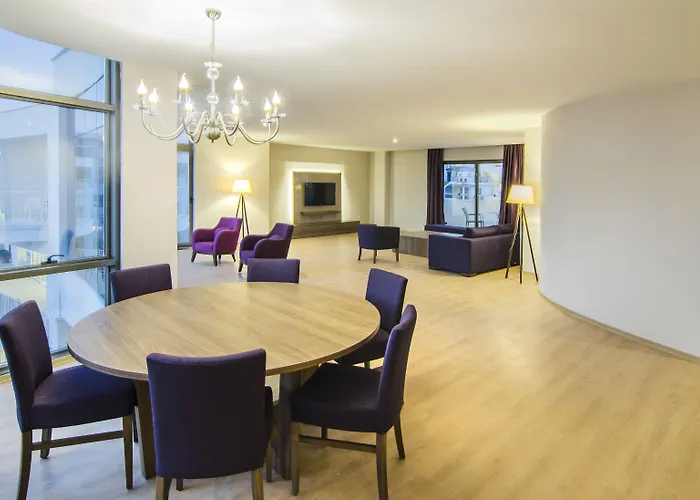 Ladies (adults Only) 5*