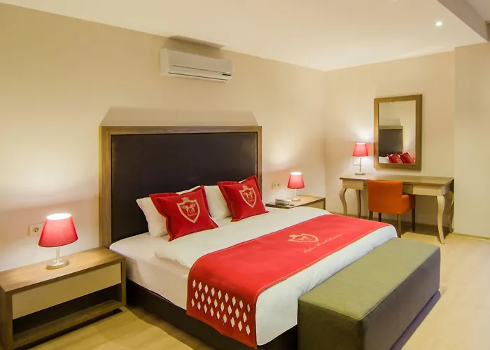 Ladies (adults Only) Aparthotel