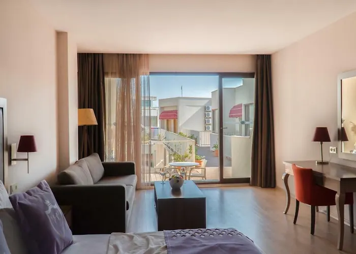 Ladies (adults Only) 5*