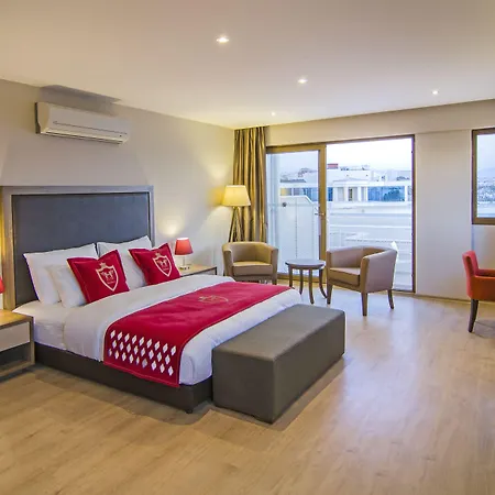 Ladies Aparthotel 5*