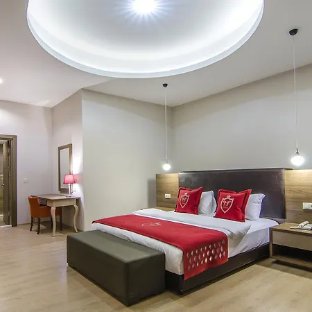 Hotel apartamentowy Ladies (adults Only) 5*