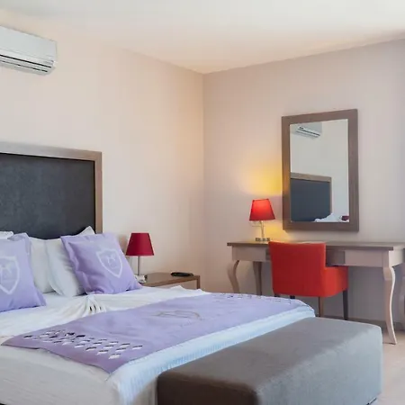 Hotel apartamentowy Ladies (adults Only) Gokcealan